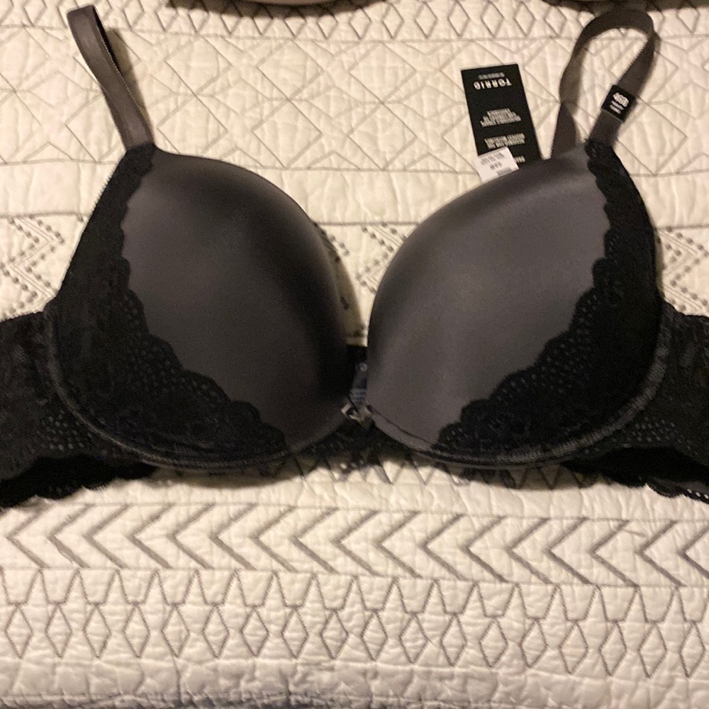 Torrid push up plunge bra